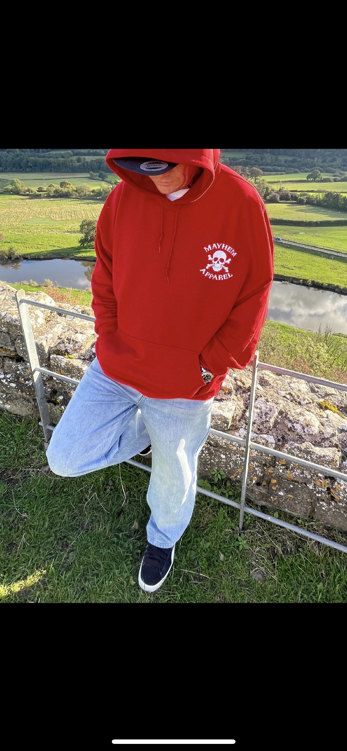 THE WORLD IS YOURS HOODIE